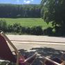 Liegestuhl mit Blick Richtung Wald und Wiese, © M. Schorn Liegestuhl mit Blick Richtung Wald und Wiese, © M. Schorn