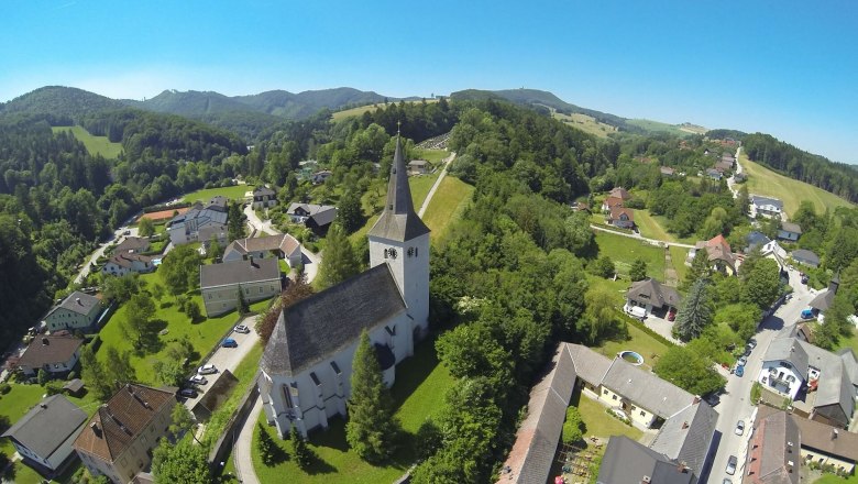 St. Michael's parish church, &copy; Doris Radinger d.radinger@kaumberg.gv.at