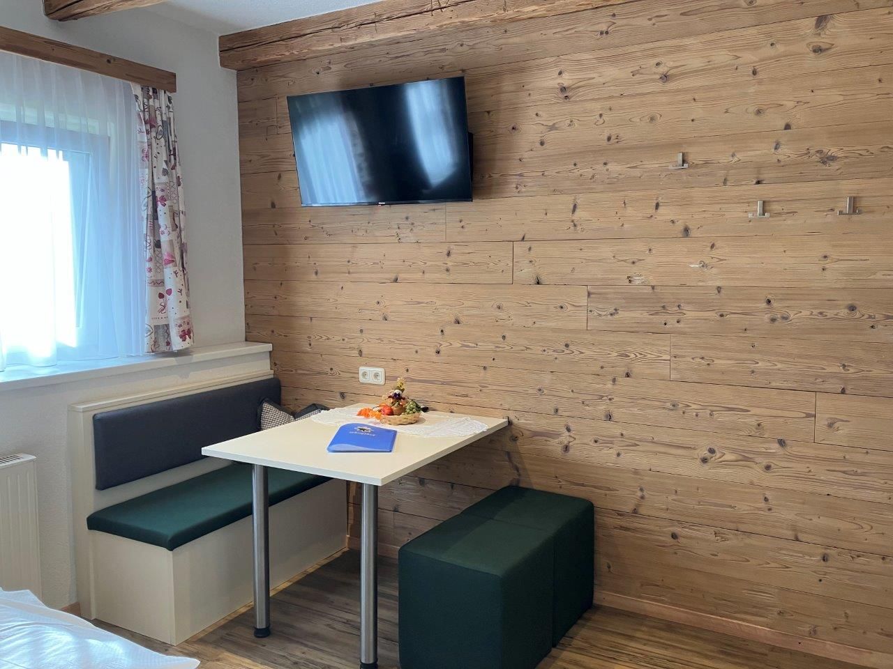 family-rooms-at-schaglhof