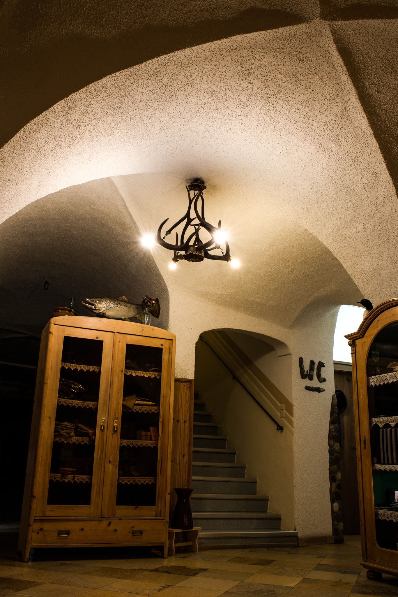Stylish vaults