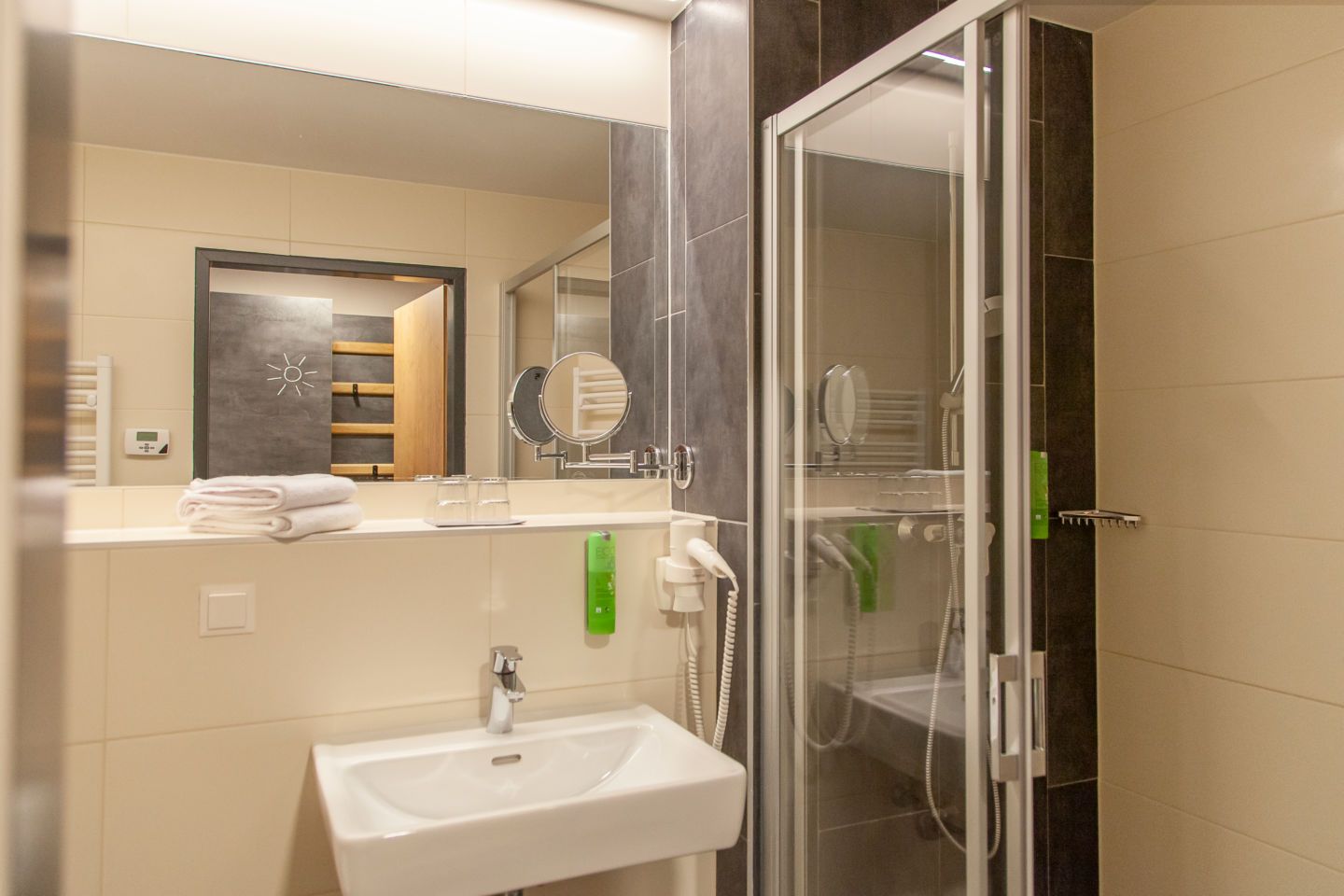 Bathroom JUFA Hotel Erlaufsee