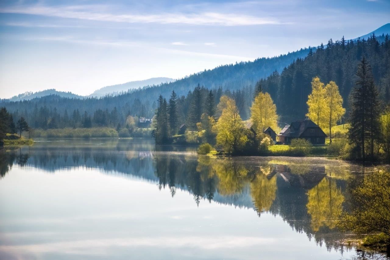 Hubertus Lake