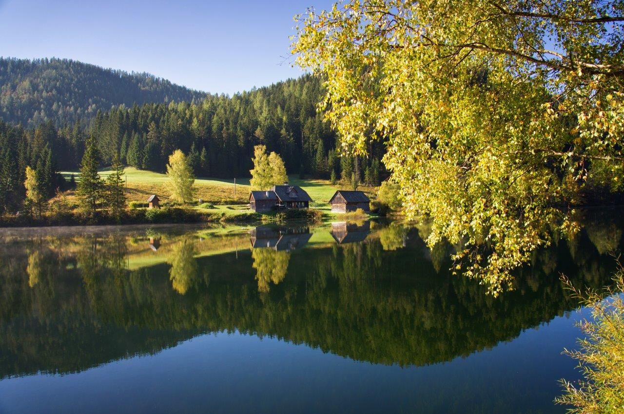 Hubertus Lake