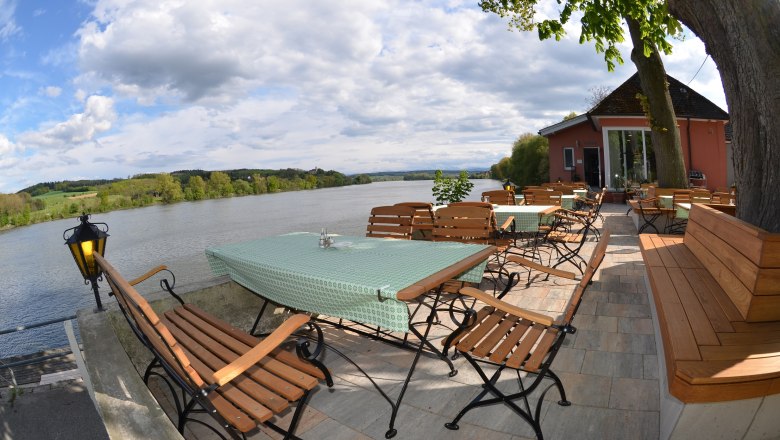 Fischwirtshaus Landmotel 'Die Donaurast', © Fam. Nimführ