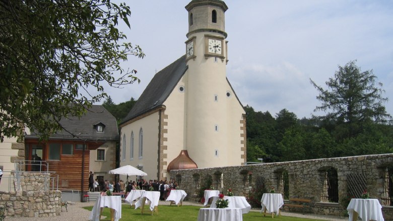 Burg Neuhaus, © Burg Neuhaus