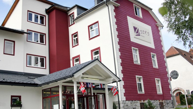 Zusers Pension - Exterior view, &copy; Zuser&rsquo;s guesthouse