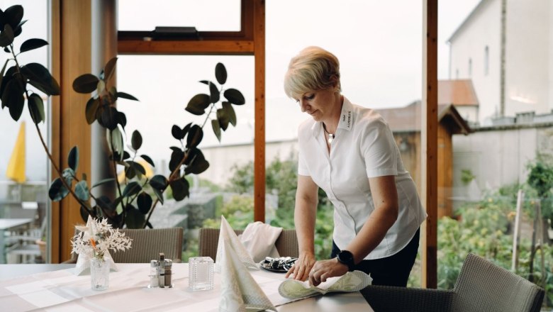 Gasthof Alpenblick, &copy; Moststra&szlig;e, dochbodnliacht