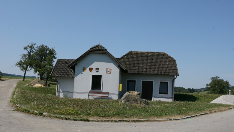 Drinking fountain at the elevated tank, © Marktgemeinde Hofstetten-Grünau