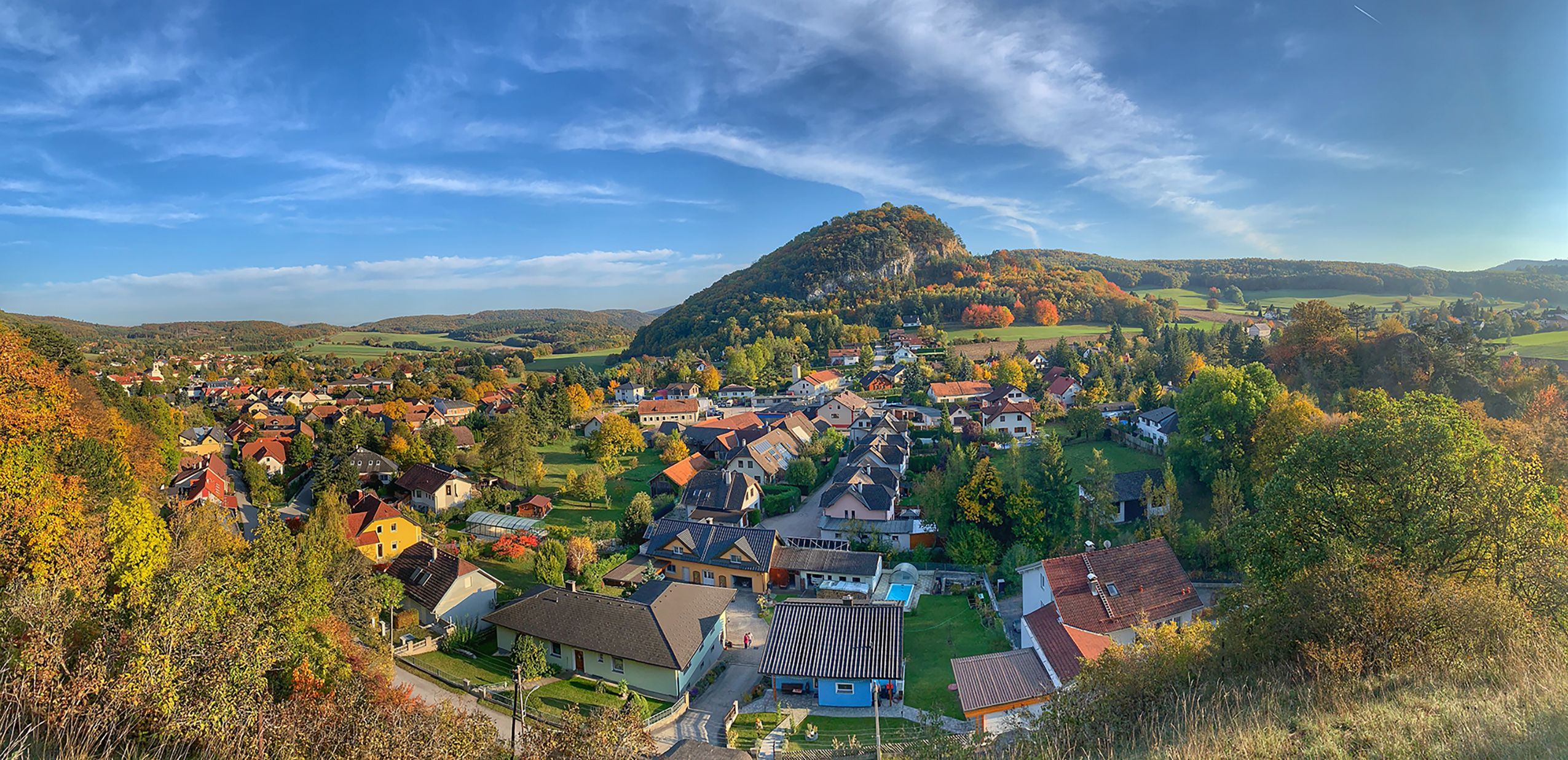Panoramic picture of Alland