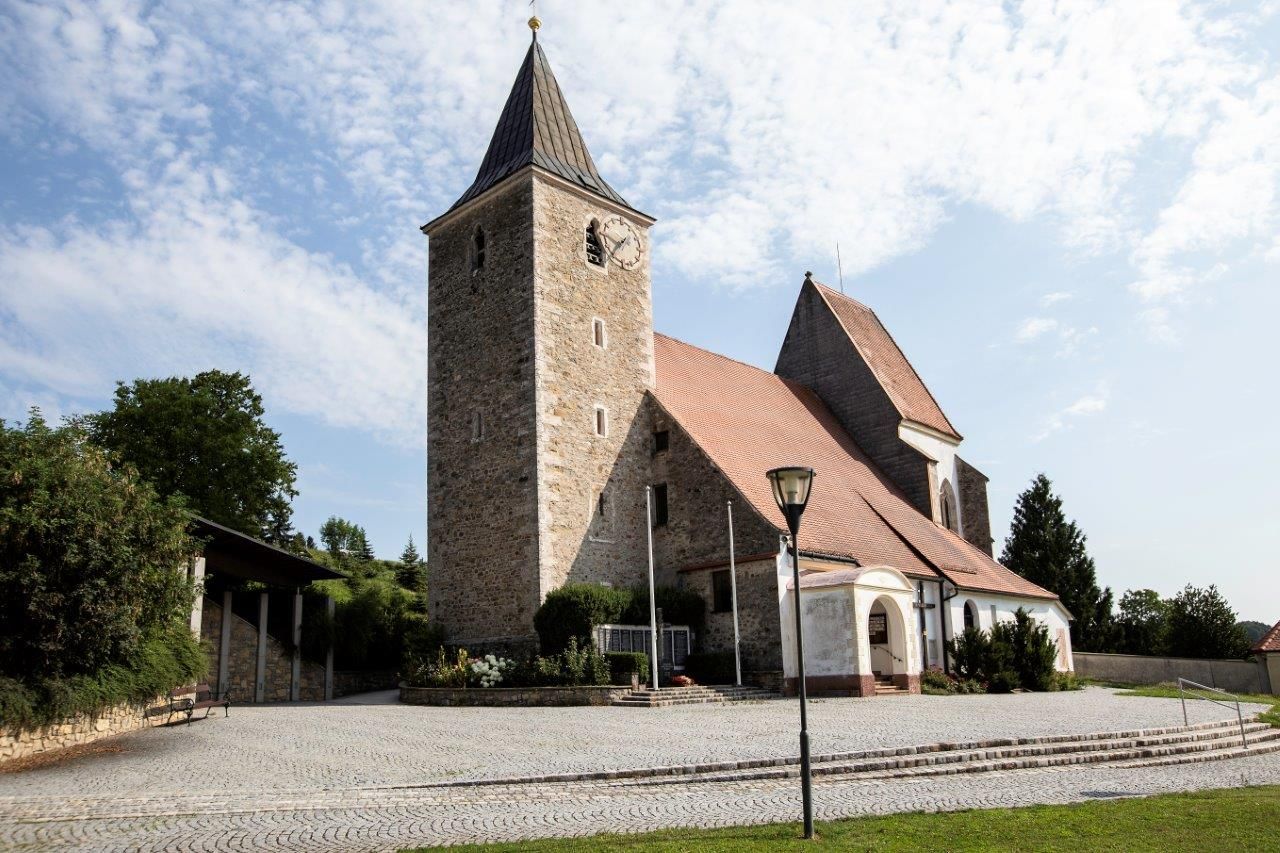 Grünau parish church of St. George