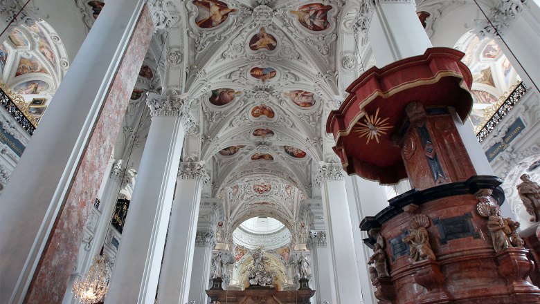 Mariazell Basilica, &copy; weinfranz.at