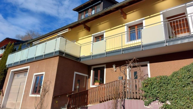 House, &copy; Fallmann