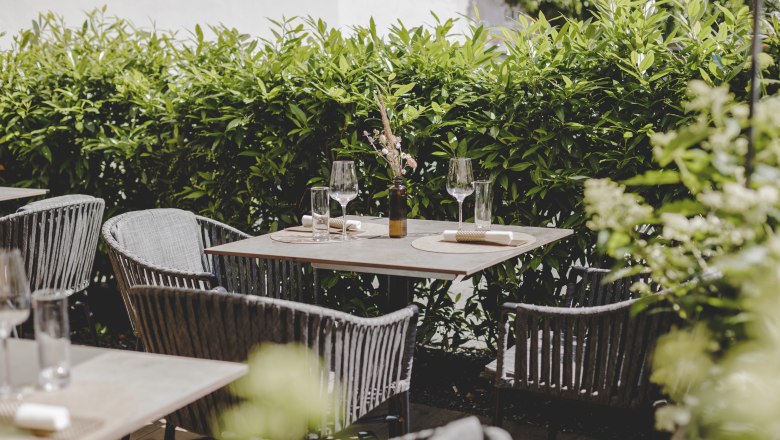 Cozy guest garden in the city center of St. P&ouml;lten, &copy; Nieder&ouml;sterreich-Werbung/David Schreiber