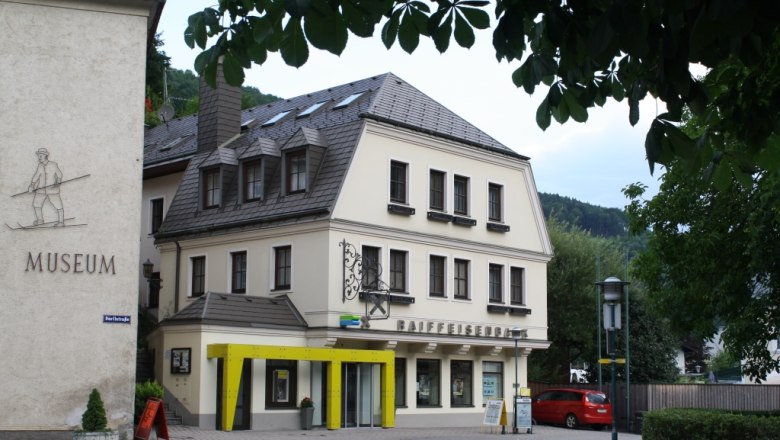 Lilienfeld branch, &copy; Raiffeisenbank Traisen-G&ouml;lsental