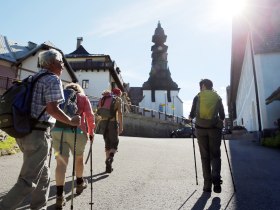 Pilgrimage group on the way to the Wallfahtskirche Annaberg, &copy; Mostviertel - Via Sacra