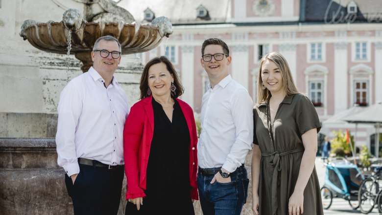 Leo and Brigitte Graf with son Andreas and daughter-in-law Birgit, &copy; Nieder&ouml;sterreich-Werbung/David Schreiber